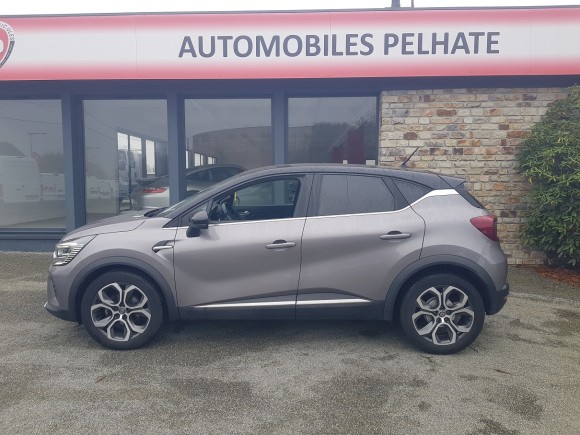 RENAULT CAPTUR II 