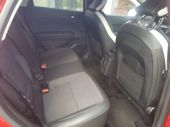 RENAULT CAPTUR II 