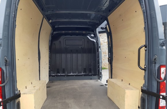 NISSAN INTERSTAR 
