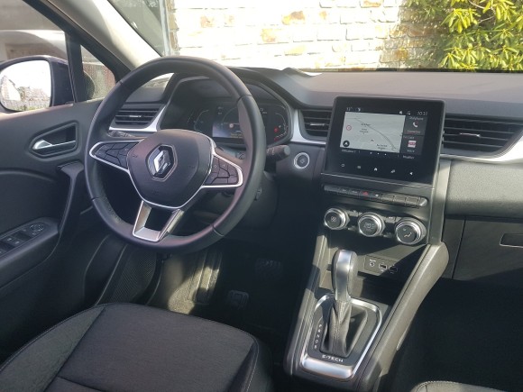 RENAULT CAPTUR II 