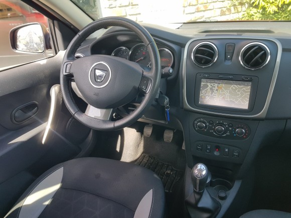 DACIA SANDERO 