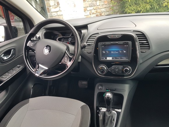 RENAULT CAPTUR 