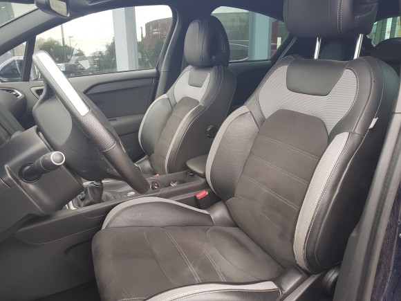 DS AUTOMOBILES DS4 