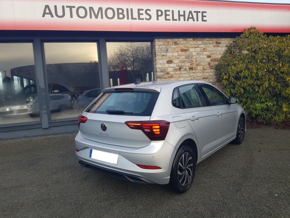 VOLKSWAGEN POLO VI 