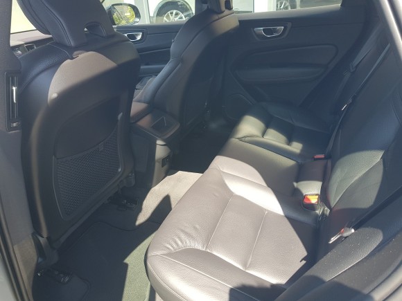 VOLVO XC60 II 