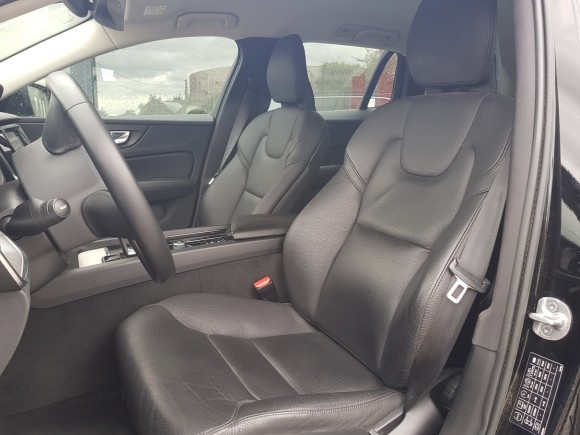 VOLVO V60 III 